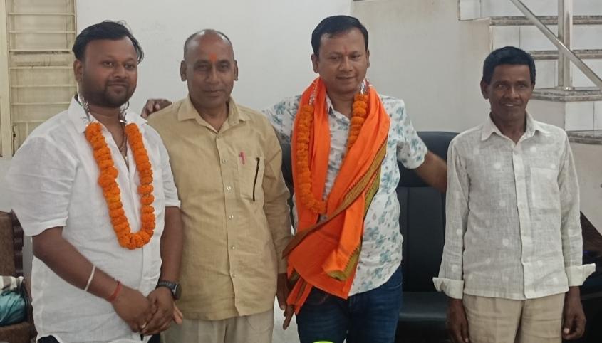Shiv Prasad Mahato had a formal meeting with the Deputy Mayor