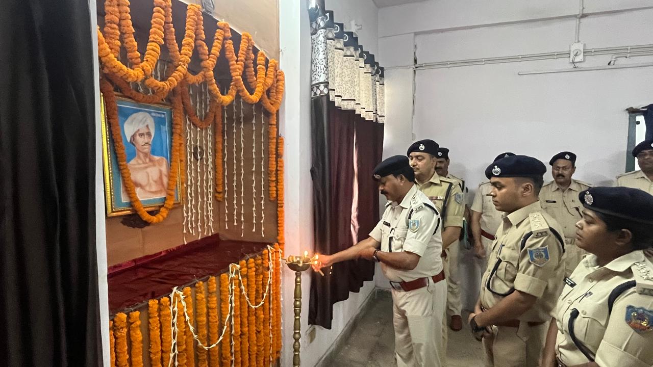 Birsa Munda's death anniversary observed at the Superintendent of Police's office.