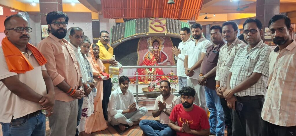 BJP workers prayed for Prime Minister Narendra Modi's long life.