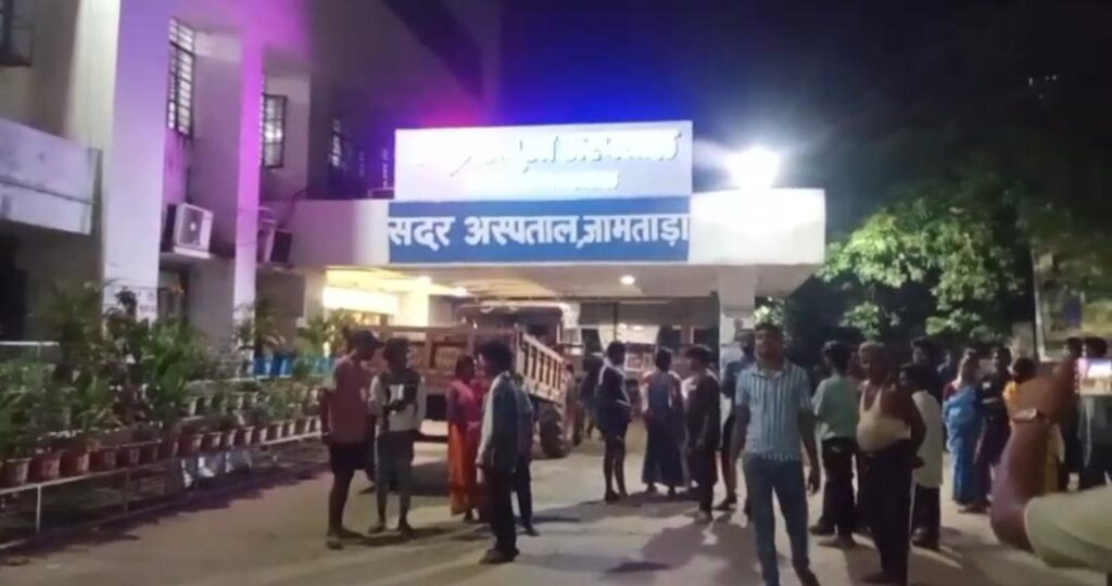 Patient dies while being rushed to the hospital on a tractor after waiting in vain for an ambulance.