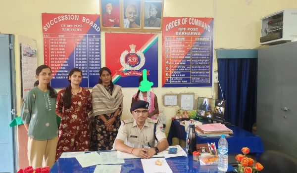 Railway police traced the missing girl within 24 hours.