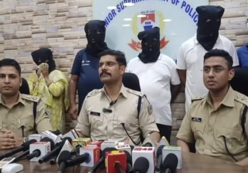 Organized drugs network busted, police arrested 5 people including a couple.
