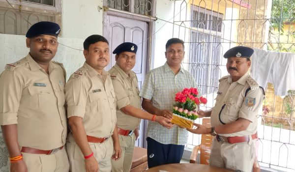 SDPO Kishore Tirkey took charge in Nala.