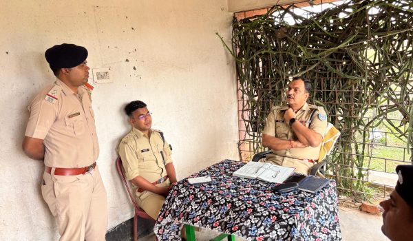 Jamtara SP's action before Bakrid, visited sensitive areas.