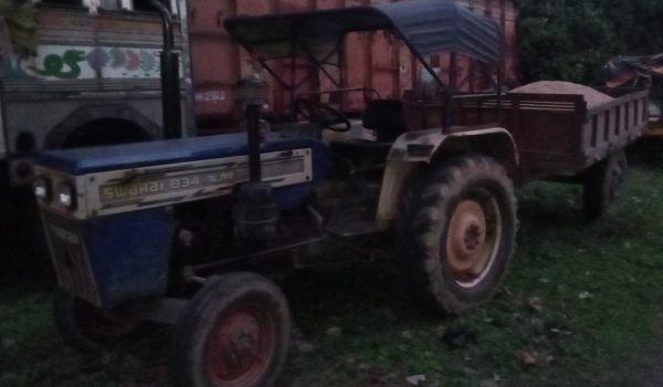 Three tractors loaded with illegal sand seized in Nala police station area