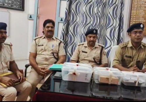 Minor thief gang busted in Jamtara, 10 mobile phones recovered