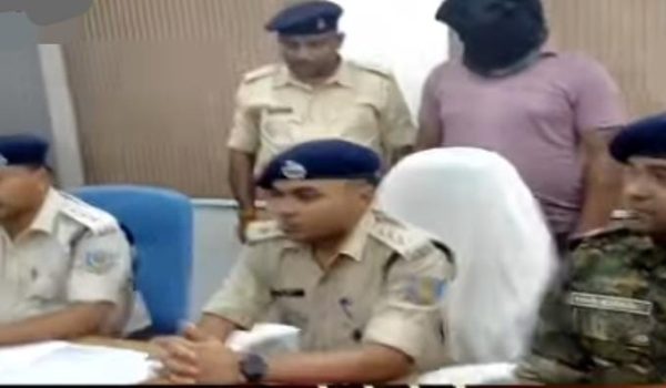 Jewelers robbery exposed, notorious Firoz Ansari arrested