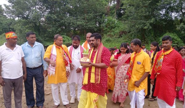 Commencement of the Mahashakti Mahayagya with a Kalash Yatra.