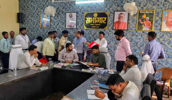 Show-cause notice issued to Dhanbad Circle Officer; directive issued to withhold salaries of the circle's clerks and staff.
